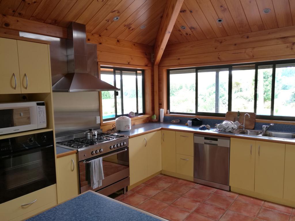 Beaver Farm House Bombay Bagian luar foto