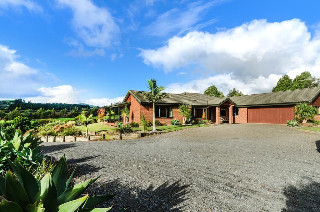 Beaver Farm House Bombay Bagian luar foto